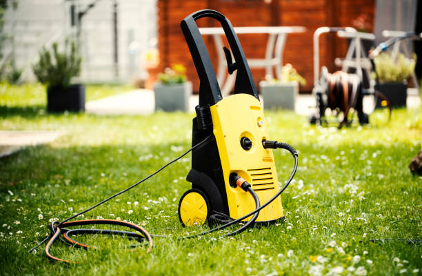 Best Animal Enclosure Cleaning  in Salem, AR